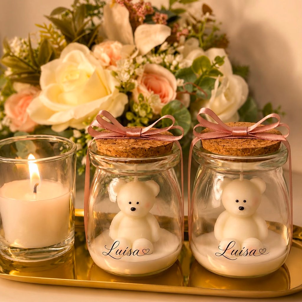 Kit 2 Velas Aromáticas Ursinho Personalizada 115g Lembrancinha Maternidade Chá Revelação e Batizado