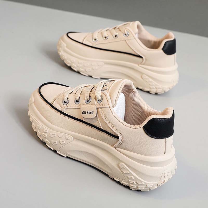 Sapatos brancos de sola grossa femininos 2025 novo estilo outono inverno lazer esportes All-Match aumentando pai sapatos