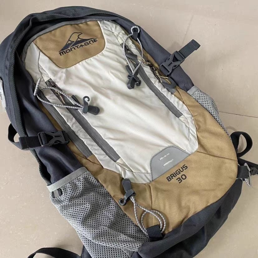 [Tao Hao Huo] Excedente de exportação: Mochila de viagem multiuso de grande capacidade (30 litros) para caminhadas, trek