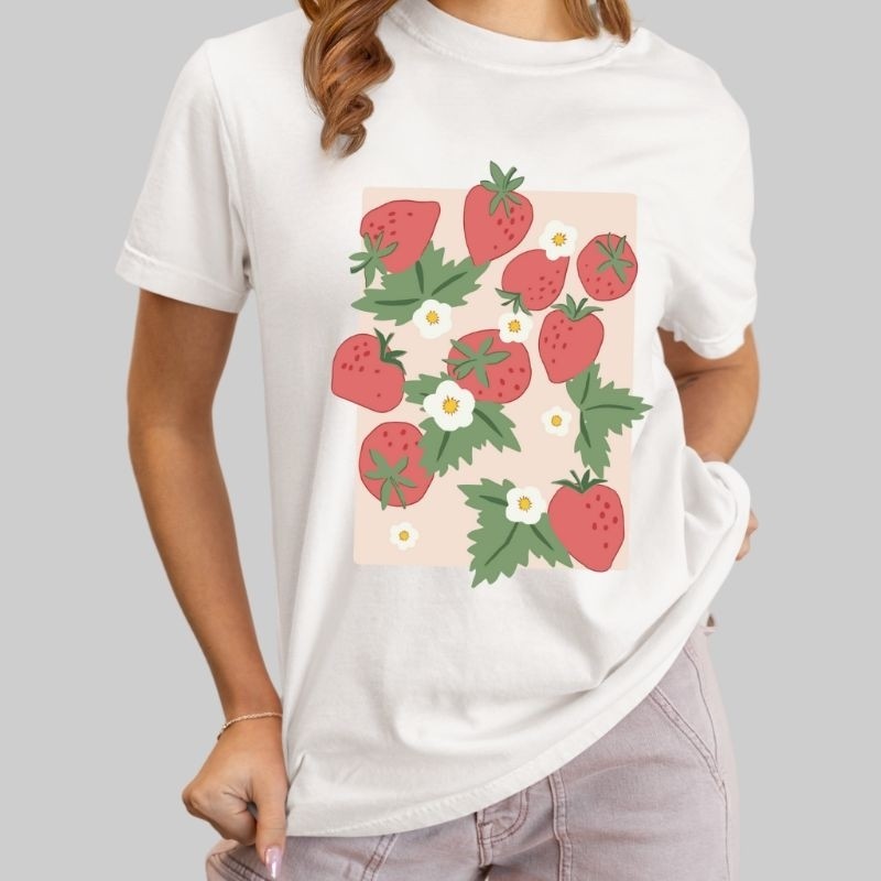 Camiseta Estampada Morangos Fofos Flores Estilosa - Infantil Plus Size Feminina