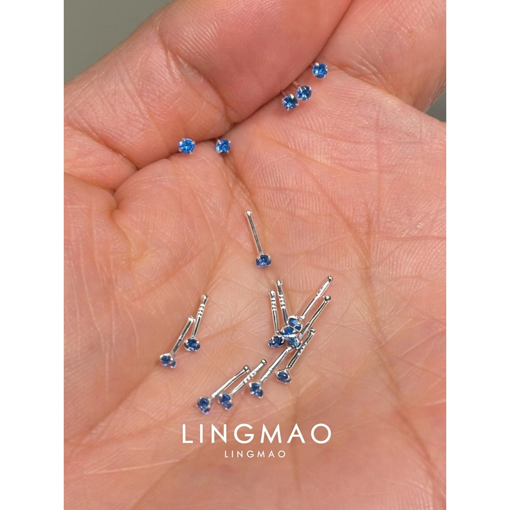 brincos feminino Brinco Mini brincos de diamante azul simples nicho Design High-End luz brincos de luxo requintado peque