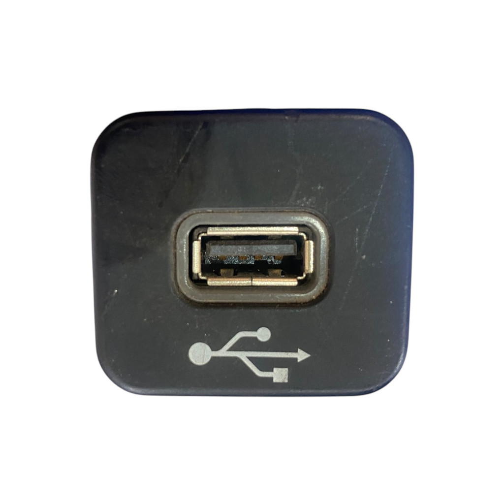 Conector USB Traseiro Fiat Cronos/Argo 2017-24 735600659