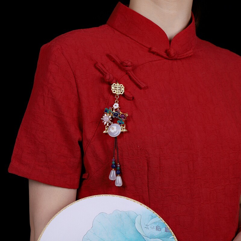 Yuqionglou nicho Design estilo chinês Cheongsam imprensa lapela pingente Jade borla pingente High-End Retro acessórios f