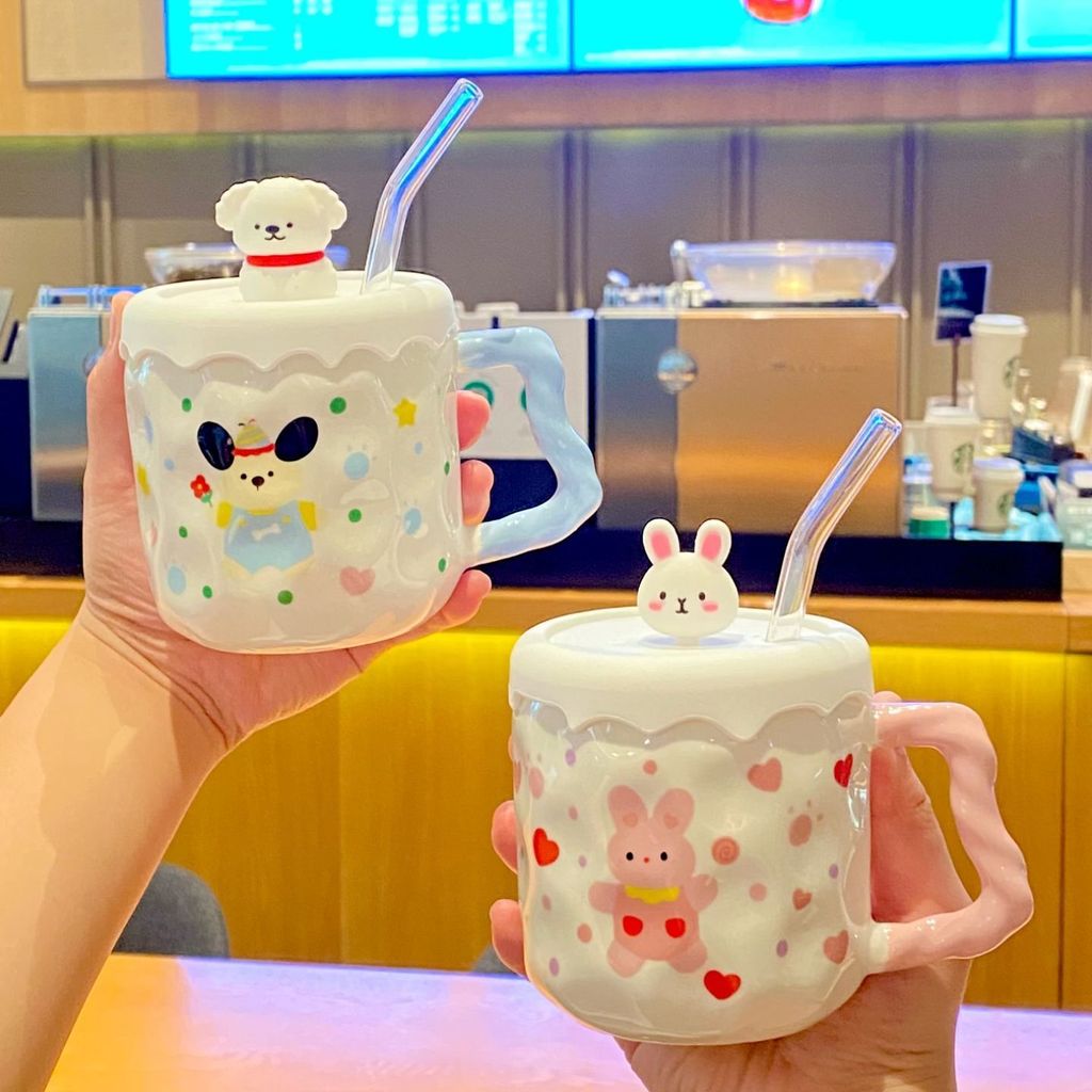 Caneca com design de desenho animado e formato de canudo, com tampa, ideal para uso doméstico, um presente para meninas,