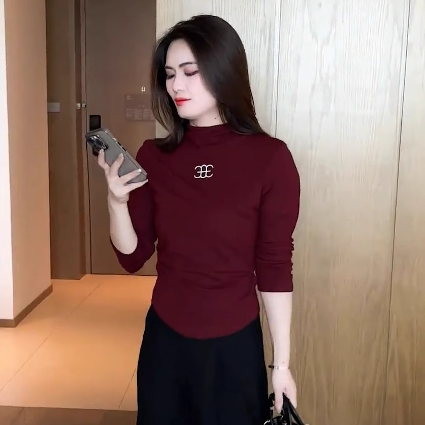 2026 Primavera Novo Estilo Camiseta de Manga Comprida Feminina Moda Estilo Ocidental Redução de Idade Cintura Estreita M