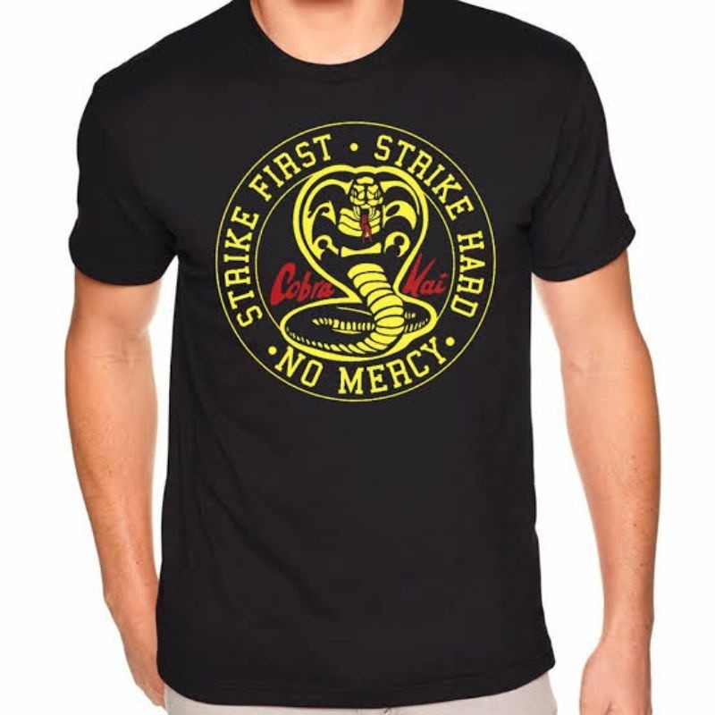 Camiseta Premium 100% Algodão Karatê Cobra Kai Série Karatê Kid Lançamento 2025 Envio Rápido TrendBox Mania