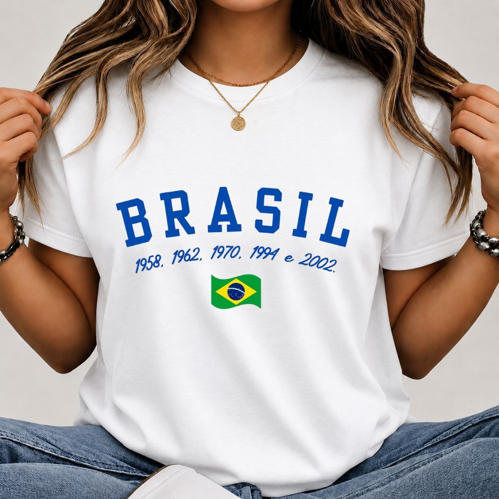 Camiseta Feminina Brasil Anos das Copas Futebol Brasileiro Seleção Copa Patriota Algodão Premium