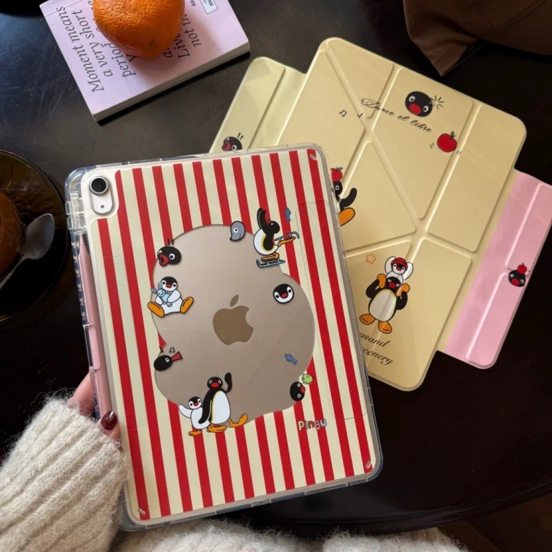 Pinguim de maçã dos desenhos animados dos desenhos animados adequado para iPad T