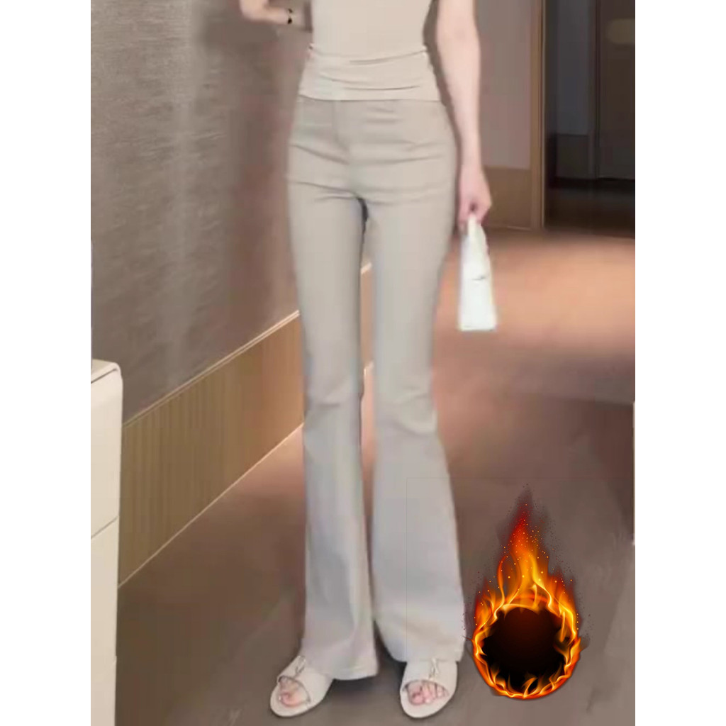 Luz cáqui velo rico virilha ligeiramente Jeans feminino 2026 inverno velo ferradura calças de cintura alta calças de chã