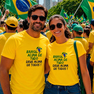 Kit Casal Camiseta Politica Direita Deus Acima de Todos 100% Algodão Gola Redonda