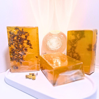 Kit 2 Sabonetes Artesanais de Camomila 100g Cada | Relaxante | Total 200g | Envio Rápido | Barato