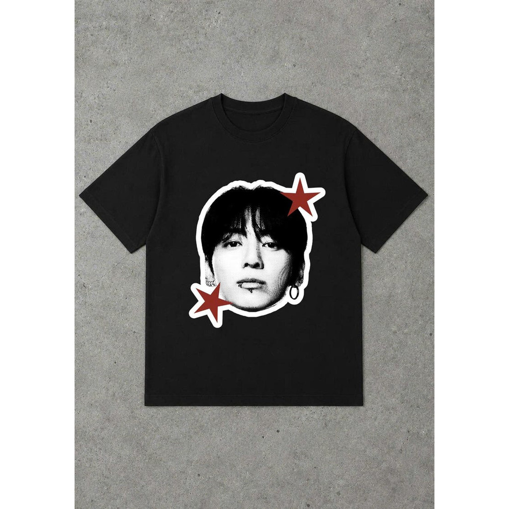 Camiseta Feminina Estampa de Personagem com Estrelas Confortável Linda Estilosa Moda Feminina Casual
