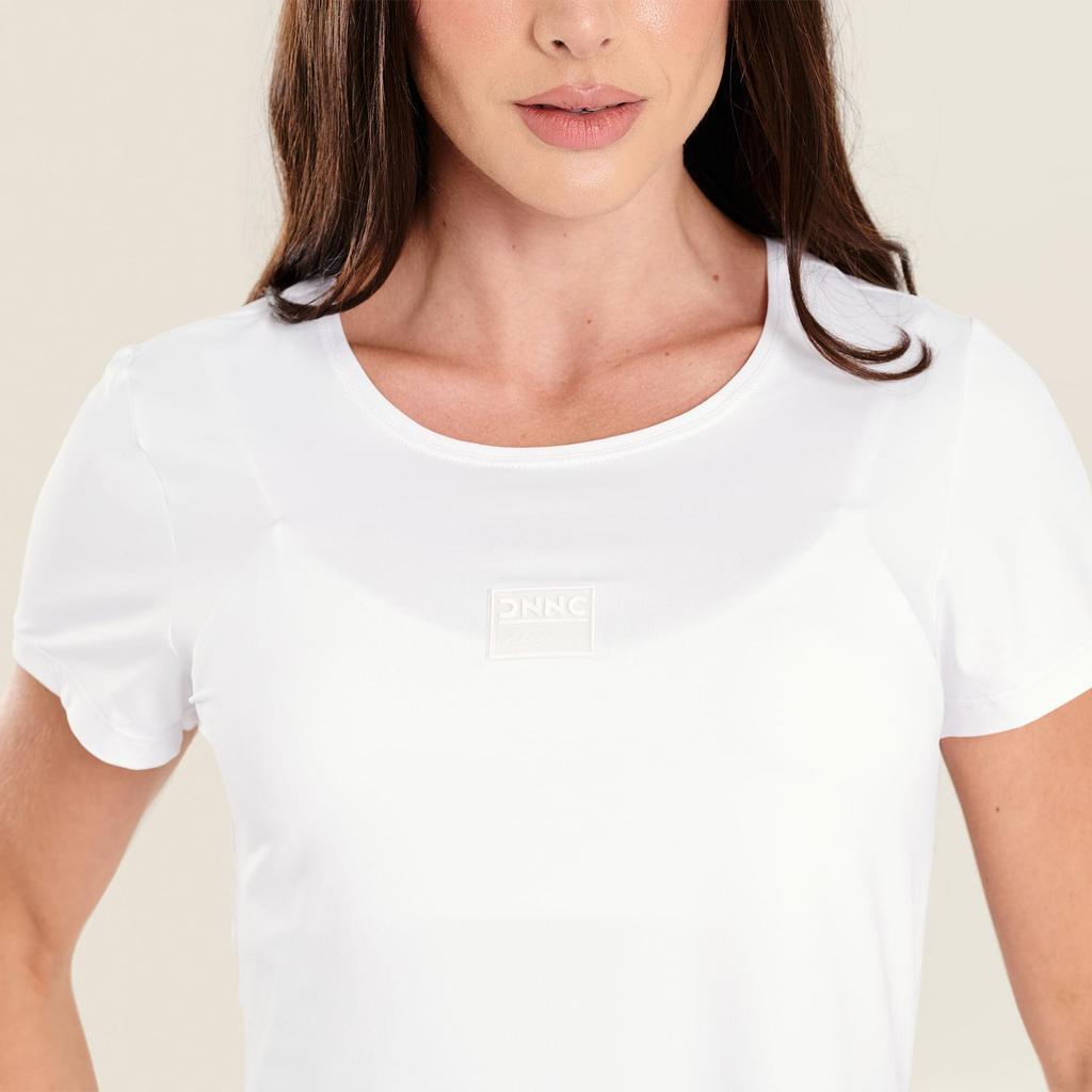 Camiseta Basics Gola Redonda Branco Microfibra — imagem 2 de 2