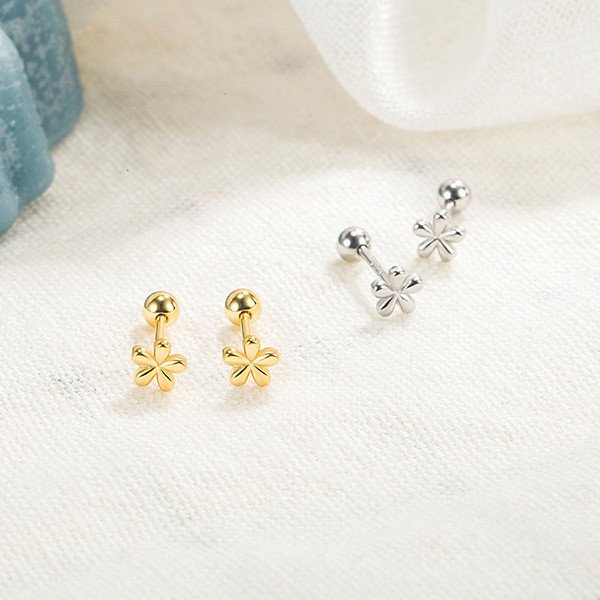 | 【cartelas de brincos feminino】 | kit brinco aço inoxidável ☂Simples flor orelha osso Studs parafusos de verão 2022 nov