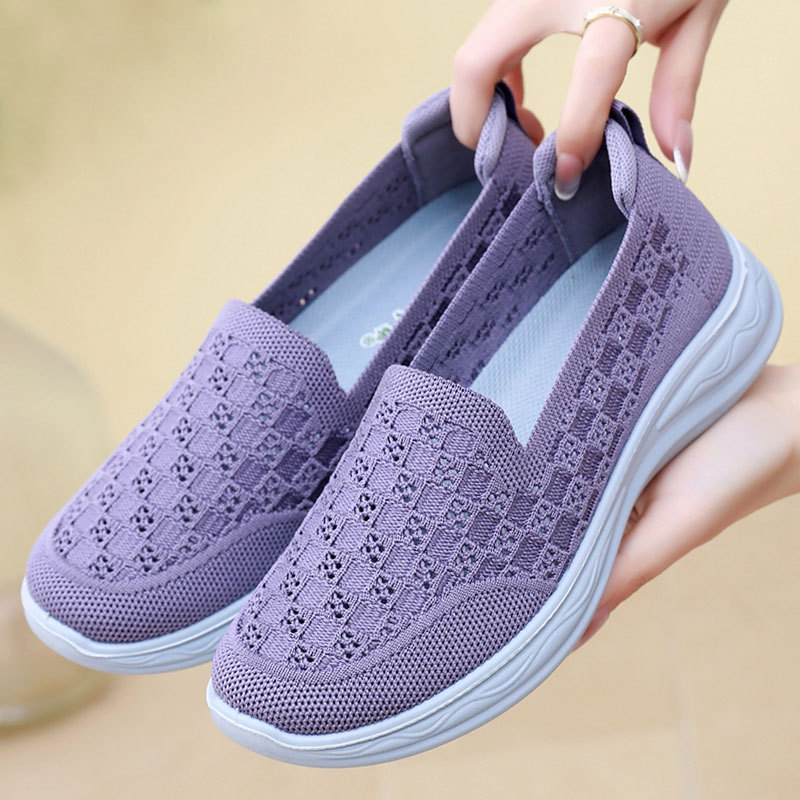Verão velho pequim sapatos de pano feminino sapatos de rede de meia-idade idosos sapatos de malha deslizamento-em sapato