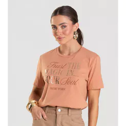 T-shirt Feminina Manga Curta Dianna Marrom