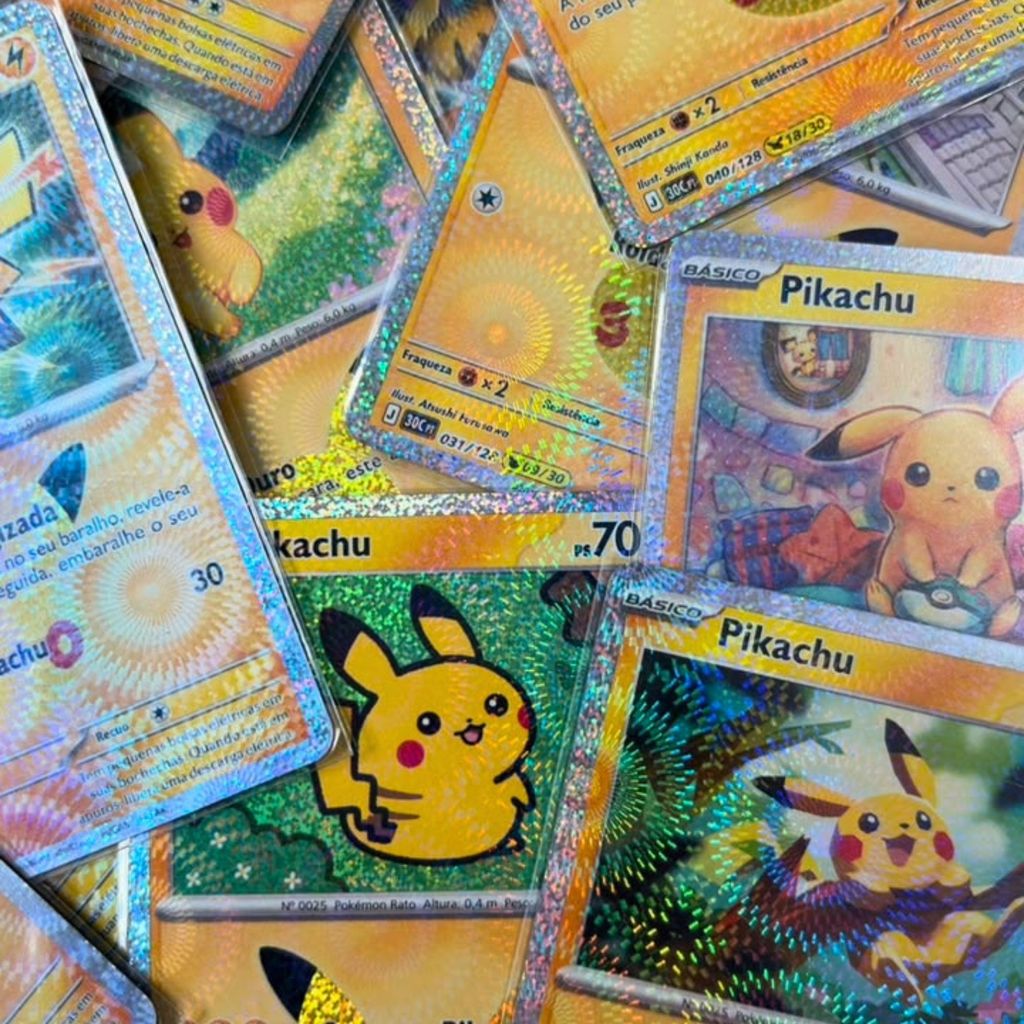 Carta Pikachu Especial 30 Anos Pokémon TCG - Escolha a Sua — imagem 2 de 2