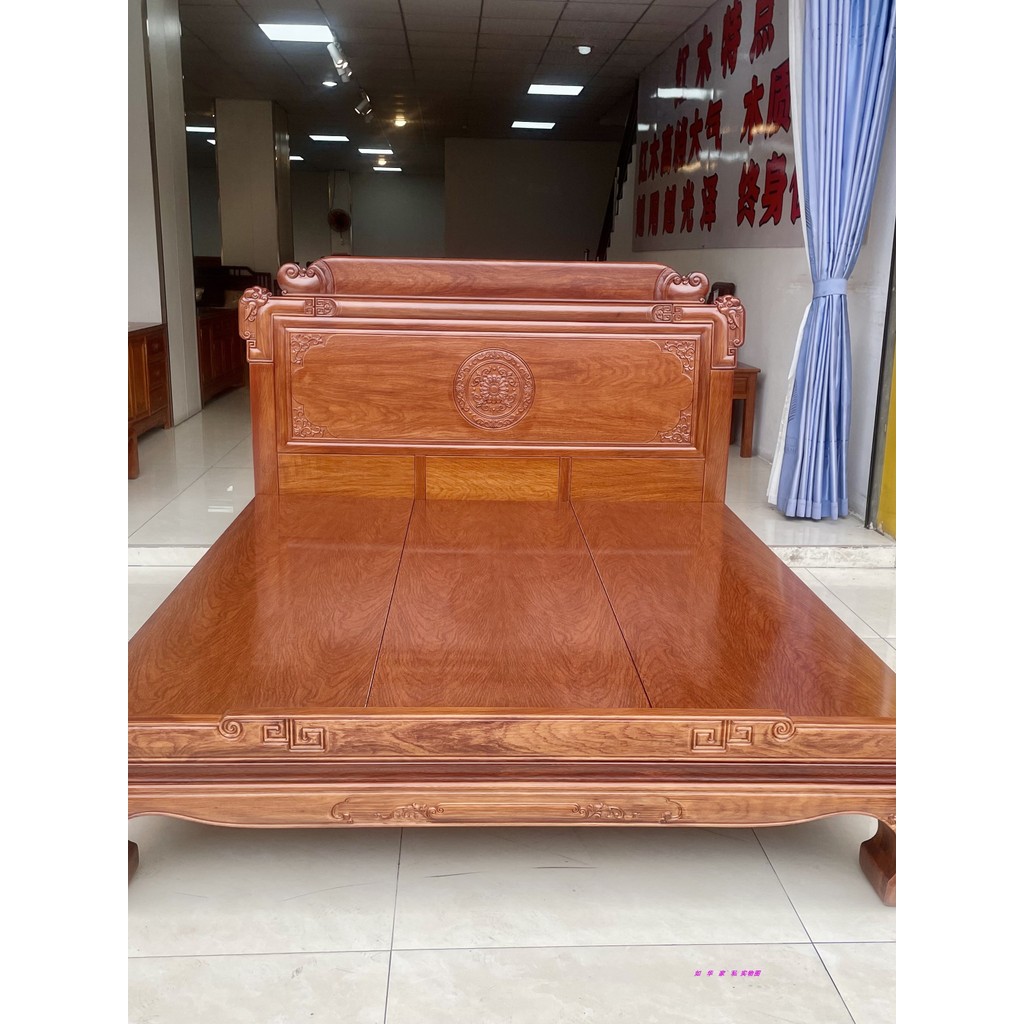 Cama grande de grade de abacaxi em mogno 1.8m 1.5 cama de casal de madeira maciça estilo Medieval High-end grande cama g