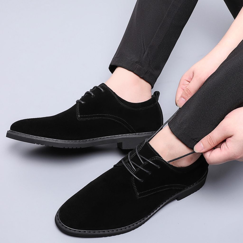 Camurça sapatos casuais masculino estilo 2026 novo estilo de couro genuíno camurça sapatos masculinos britânicos All-Mat