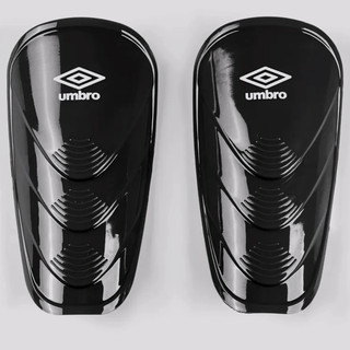 Caneleira Umbro Team ST Preta