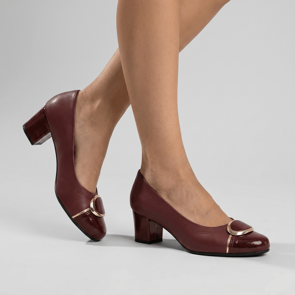 Scarpin Laura Salto Médio Burgundy com Ouro — imagem 2 de 2