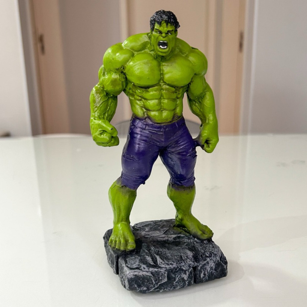Boneco Incrível Hulk Marvel 24cm – Estátua Colecionável Premium em Resina Realista