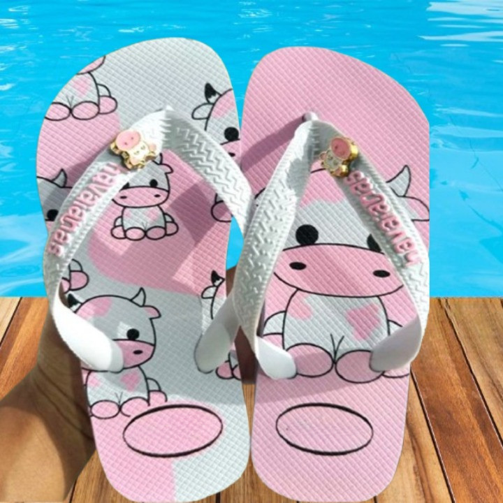 Chinelo Feminino Vaquinha Rosa e Branco Confortável Fofo e Leve Sandália Estampada