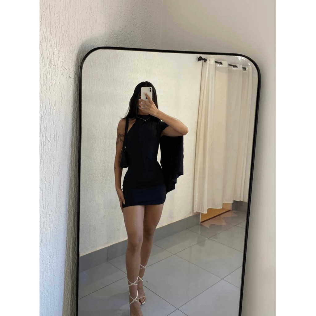 Vestido Curto Assimétrico Gola Alta – Elegância Moderna para Natal e Réveillon em Oferta na Shopee