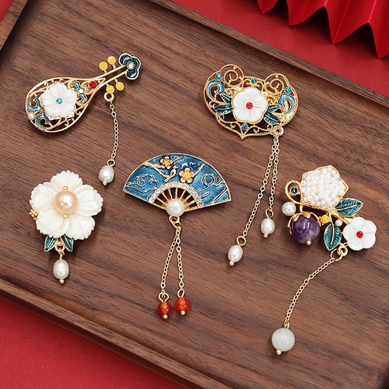 Com Cheongsam estilo chinês Retro esmalte broche pérola flor palácio elegante pino elegante Corsage acessórios femininos