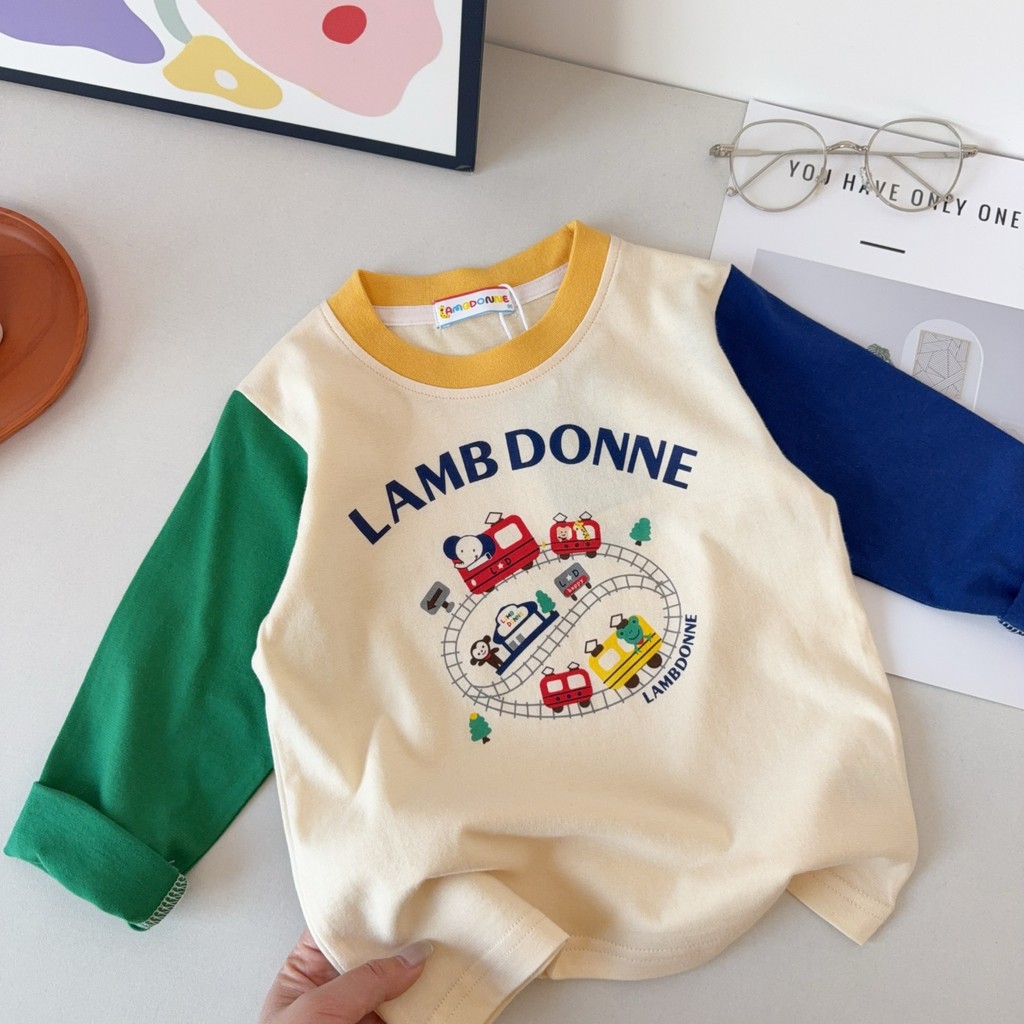 Camiseta infantil de manga comprida ~ primavera japonesa novo estilo menino desenho animado pista carro estampado Top ca