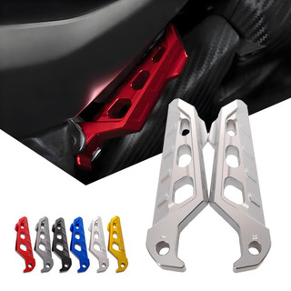 Pedal traseiro modificado para motocicleta, pedal antiderrapante de liga de alumínio CNC adequado para NMAX155, acessóri
