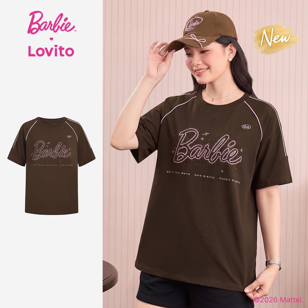 (New Arrival) Barbie™ X Lovito Camiseta Casual Feminina Marrom De Primavera/verão Com Estampa Acabamento Em Contraste E Design Moderno TSBL6PAD004