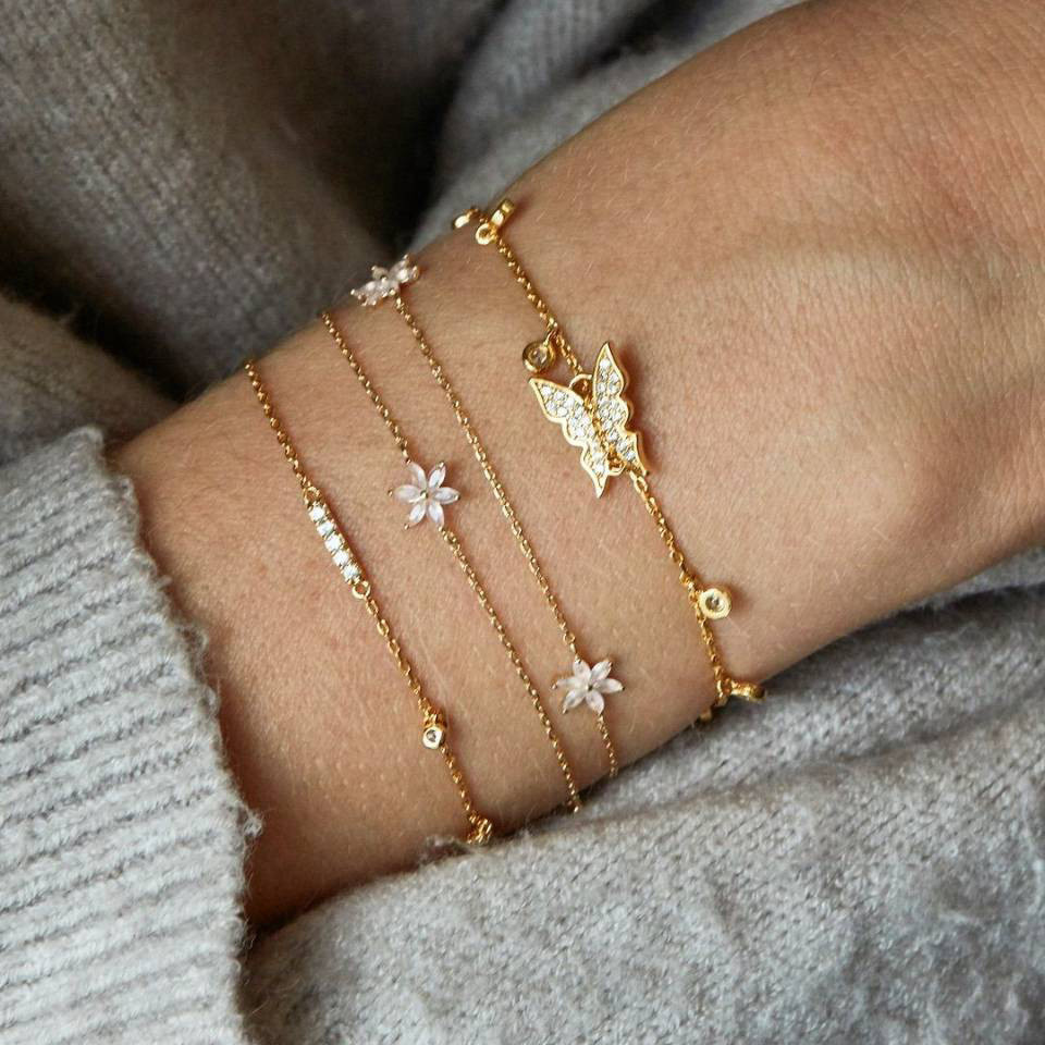 Conjunto de pulseira multicamadas com flor de borboleta, acessórios requintados para pulso feminino