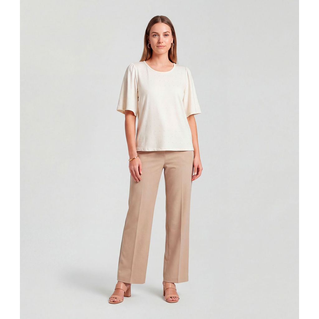 Blusa Feminina Com Manga Godê Infinita Cor Bege