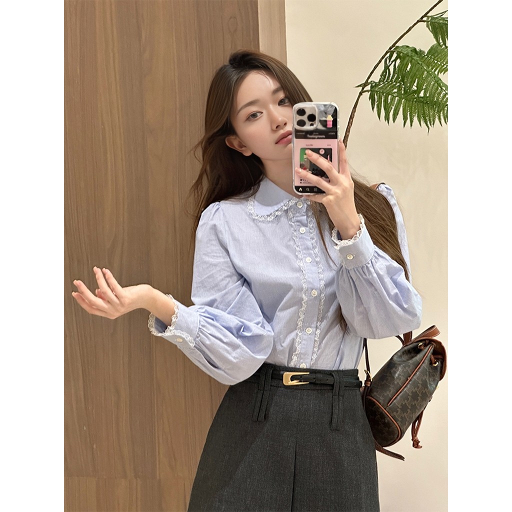 Francês High-End único topo estilo ocidental renda azul camisa feminina primavera camisa de manga comprida em camadas
