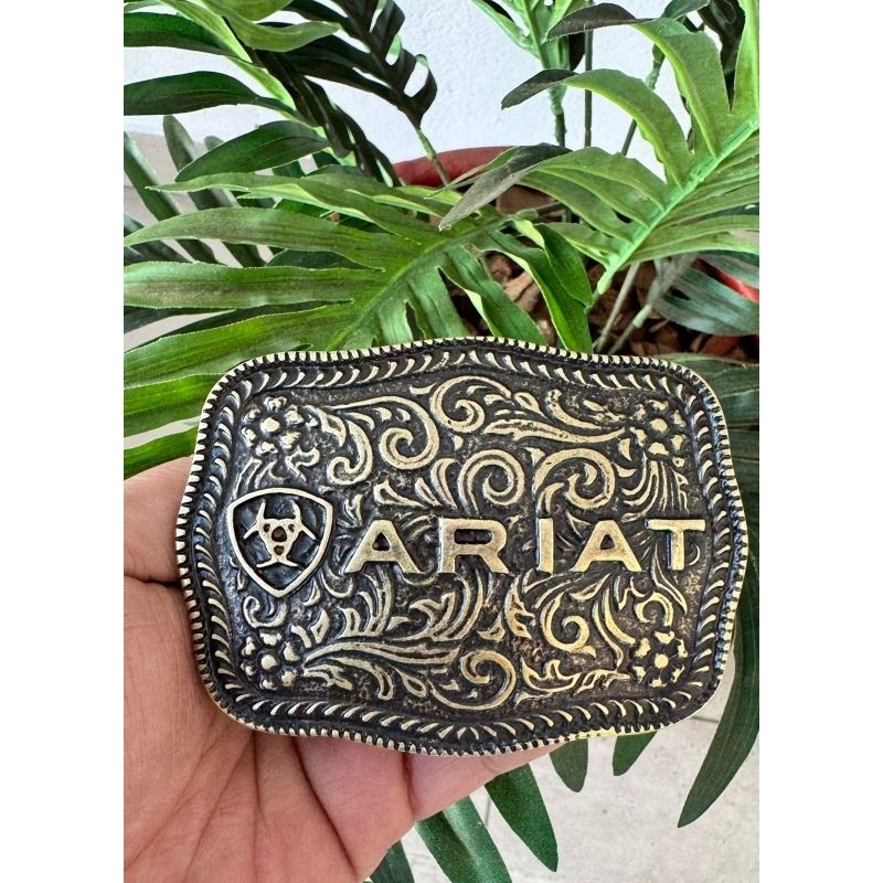 fivela cowtry Ariat