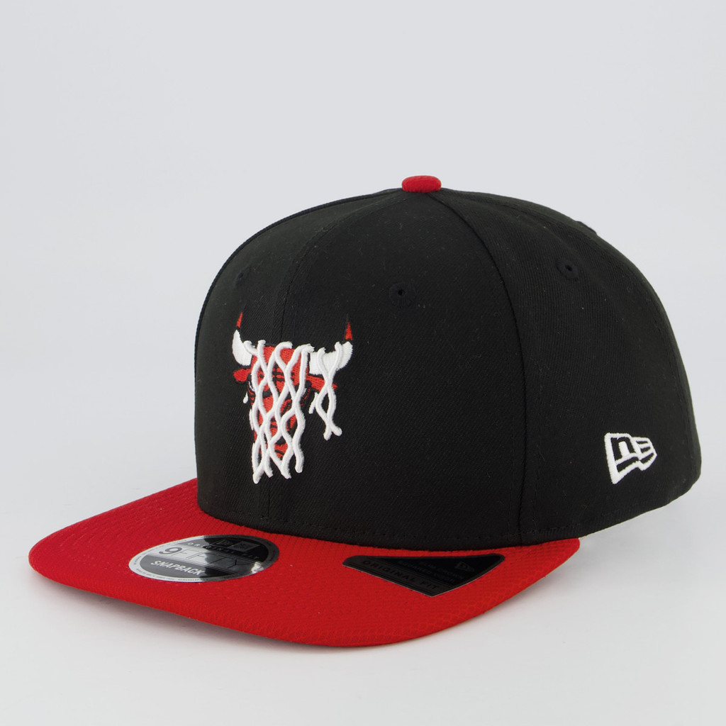 Boné New Era NBA Chicago Bulls 950 Logo Preto e Vermelho