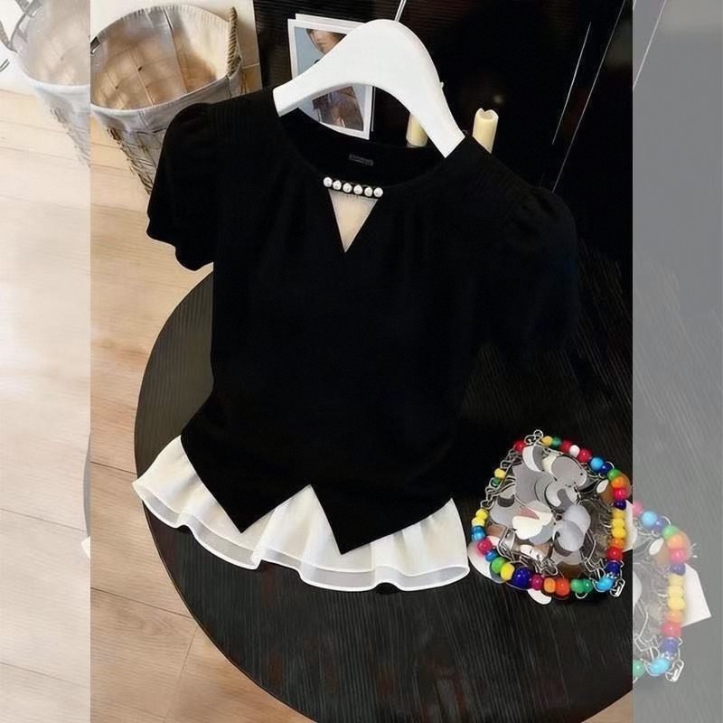 Versão coreana moda Design suave costura de manga curta camiseta feminina verão novo estilo luz luxo nicho temperamento 