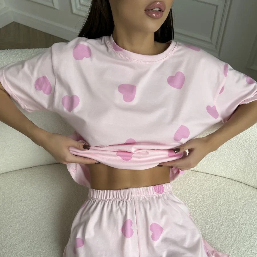 Imagem Roupas femininas Loungewear coração impressão pijamas de manga curta Shorts de duas peças solto confortável terno 4ED9