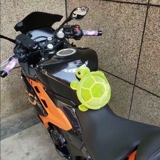 Protetor de motocicleta, almofada de amortecimento para a região da virilha com fixação magnética tridimensional.