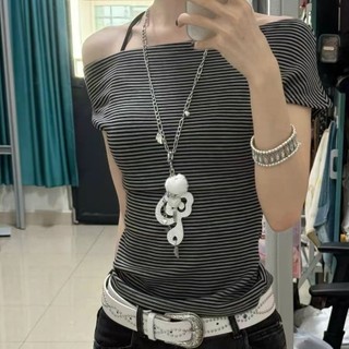 Doce legal menina nota asas couro longo colar y2k menina quente cultura asiática camisola corrente única Youpeng clavícu