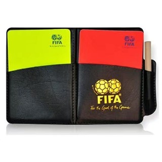 Árbitro de futebol vermelho amarelo cartão com caneta cartão amarelo cartão vermelho lado selecionador apito conjunto eq