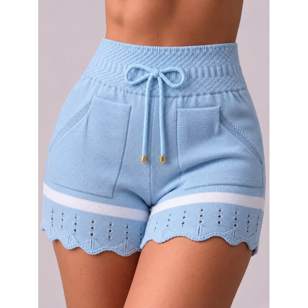 Short Feminino Listrado em Tricot Modal Premium com Bolsos e Cordão na Cintura Verão 2027
