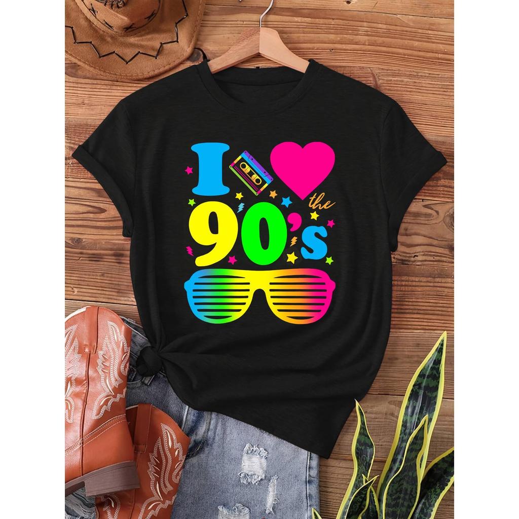 Camisa Feminina Amo os Anos 90 T-Shirt Nostálgica para Fãs da Cultura Pop e Década de 90