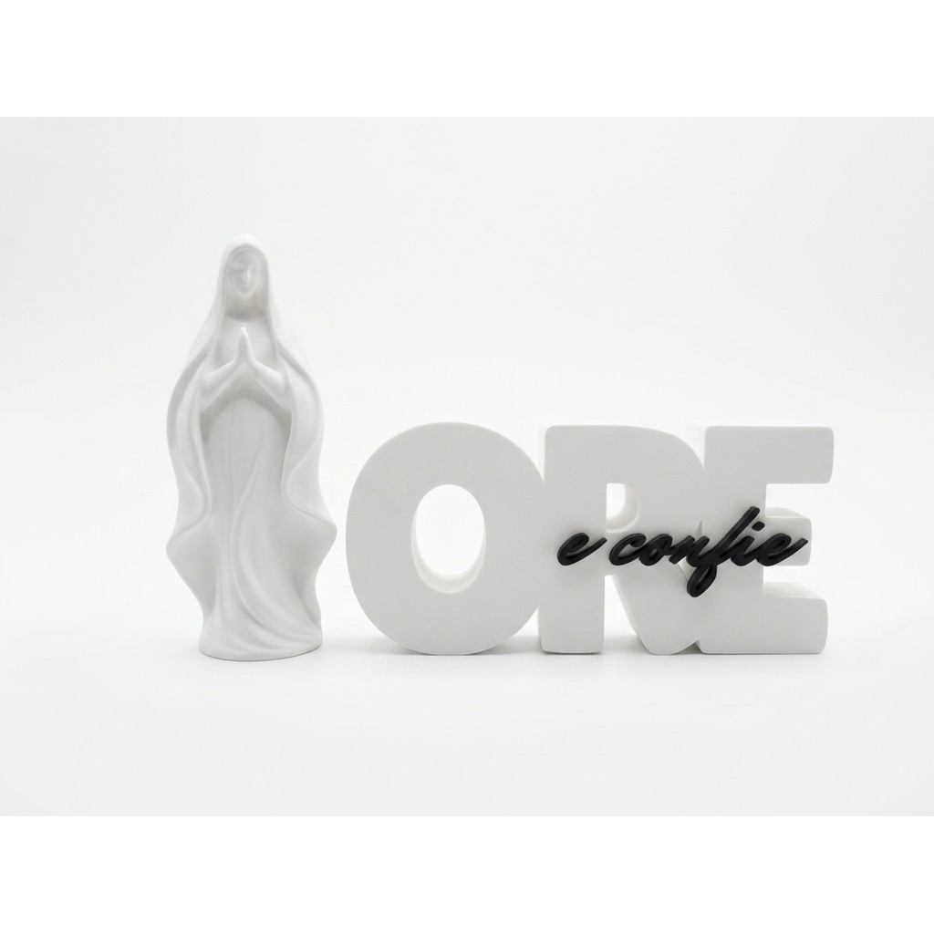 Kit Decorativo Nossa Senhora e Letreiro Ore e Confie Cantinho de Oração Enfeite Religioso