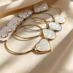 Conjunto Colar e Brincos Pingente Gota Perolada, Acessório Feminino para Uso Diário e Ocasiões Especiais