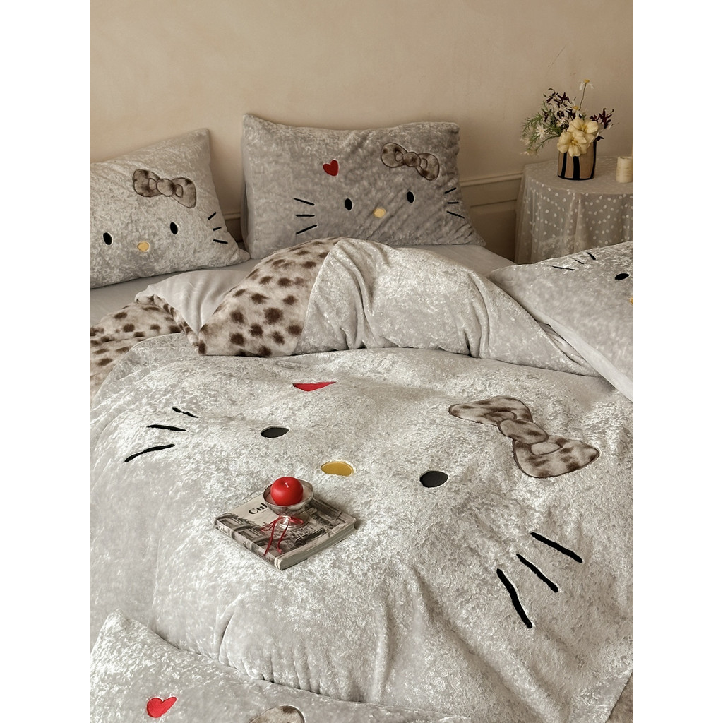 2026 novo estilo estilo dos desenhos animados leite veludo cama conjunto de quatro peças Coral veludo conjunto de quatro