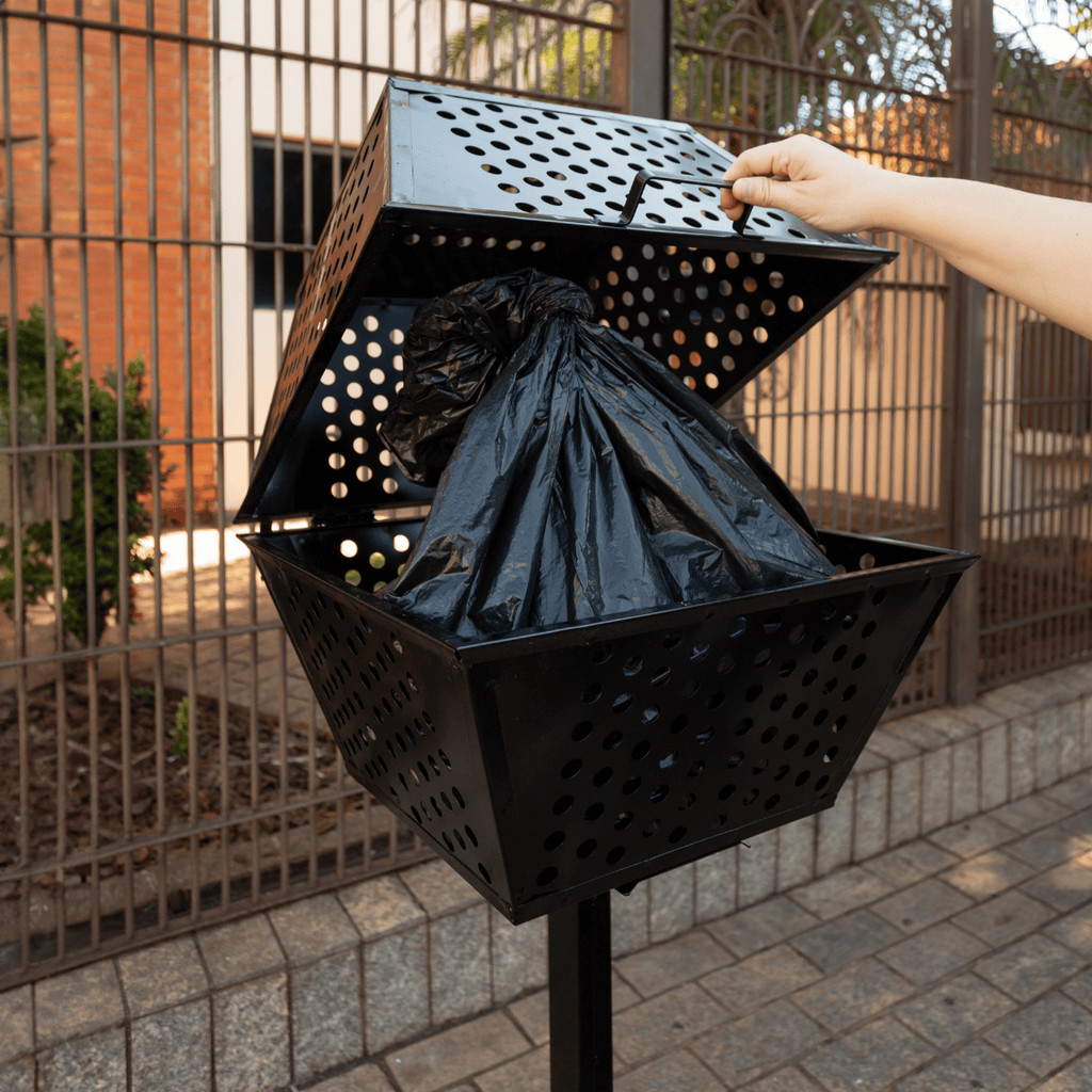 Lixeira Urbana De Rua Com Tampa Embutida Em Aço Reforçado Para Uso Externo Calçada em Oferta na Shopee