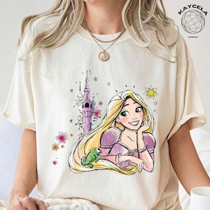 Camiseta Feminina Estampa Personagem de Animação Florais e Torre Confortável Fofa Estilosa Moda Feminina Casual
