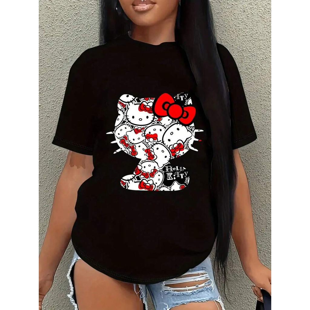 Camiseta Masculina Feminina Oversized Estampa Silhueta Hello Kitty Cheia de Personagens Laço Vermelho, Camiseta
